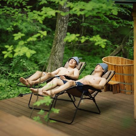 ツキミチル　〜軽井沢のサウナ・Bbqつき一棟貸しホテル〜 Miyota Ngoại thất bức ảnh